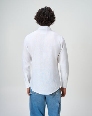 A Day Dreamer's Linen